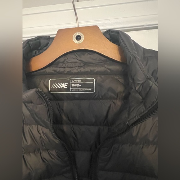 AE Packable Puffer Jacket - Picture 1 of 3